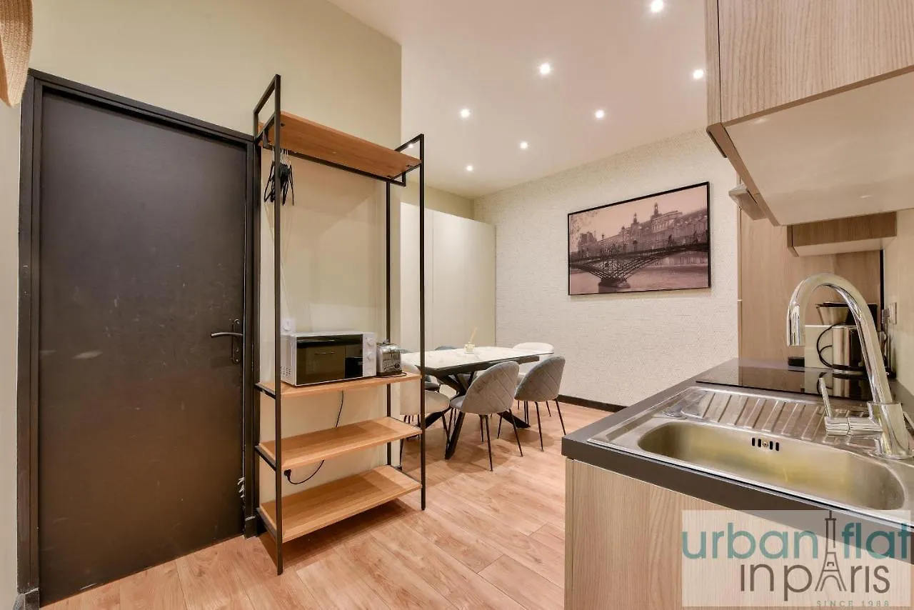 Urban Flat 159 - Charming 3Bdr Flat In Paris Apartment