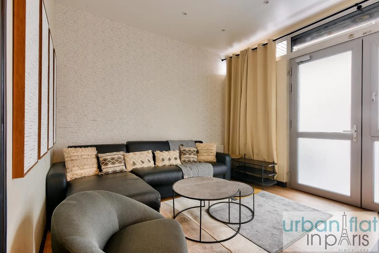 Urban Flat 159 - Charming 3Bdr Flat In Paris Apartment
